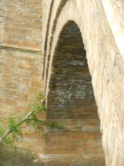 Close up view of underside of Newton Cap Bridge, Bishop Auckland July 2016